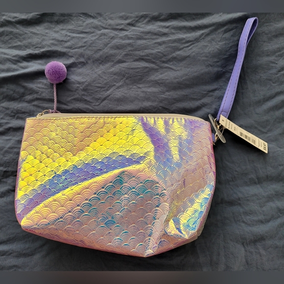 NWT NOBO Brand, Small Iridescent Pink Clutch - Picture 2 of 8